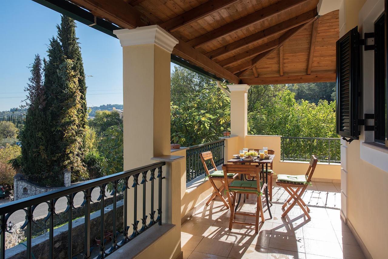 Гостевой дом Gogles House Agioi Deka  Экстерьер фото